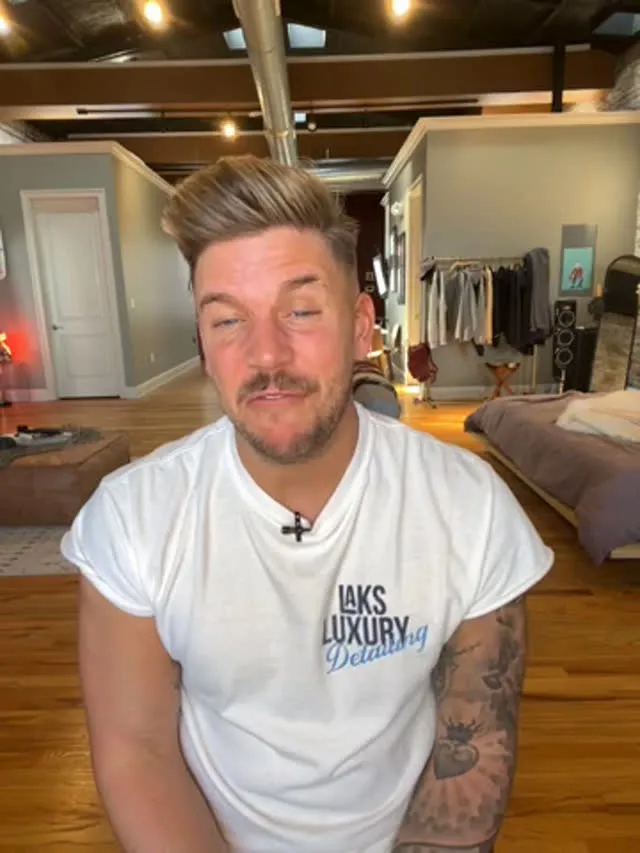 Colton Gene sharing their experience with MentoMind